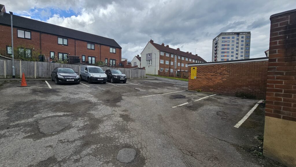 THE LEEDS RIFLEMAN CAR PARK